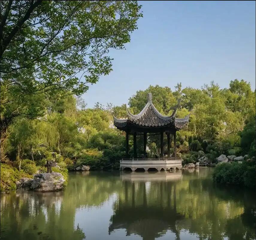 水磨沟区沙砾餐饮有限公司